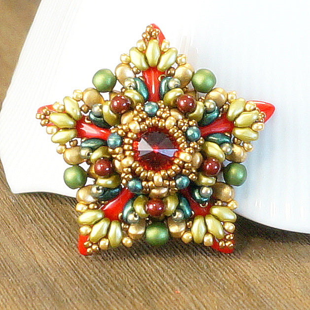 Deck the Halls Ornament Kit & Pattern